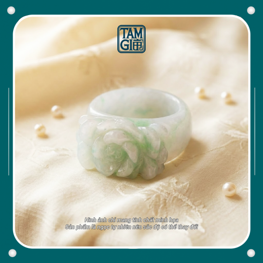 Nhẫn Cẩm Thạch Hoa Bay – Khắc Hoa Mẫu Đơn Tinh Xảo – Vật Phẩm Phú Quý & Hôn Nhân Viên Mãn